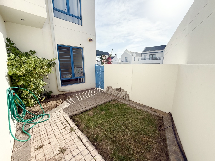 3 Bedroom Property for Sale in Blue Lagoon Western Cape